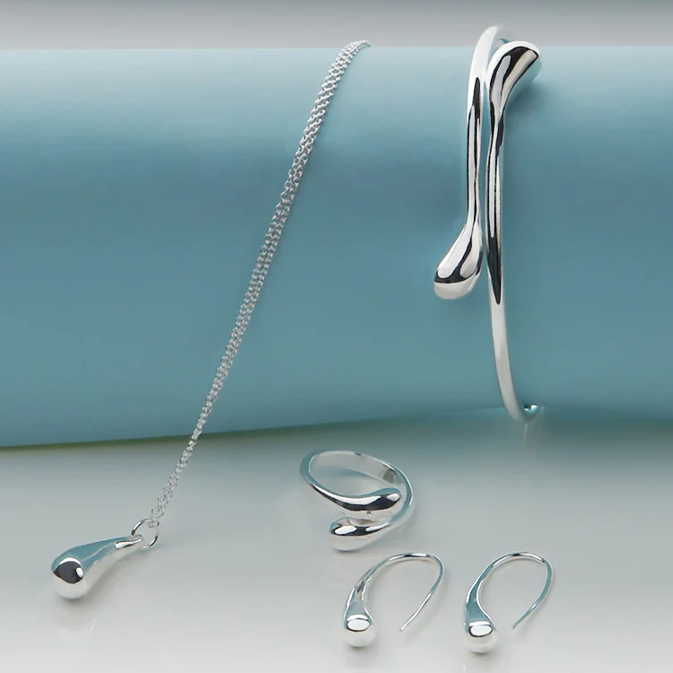 Komplett set smycken med halskedja och hänge, armband, ring samt örhängen. Enkelt och stilrent! Silverstyle - Bild 2