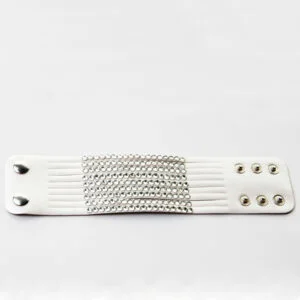 Armband äkta läder diamondstyle vit. Justerbar längd 18,5 - 21cm. Bredd 5cm. - Bild 2