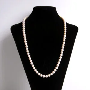 Pärlhalsband, vit, 63cm. Äkta marin-kultiverade pärlor 8-9mm. Stilfullt. - Bild 4