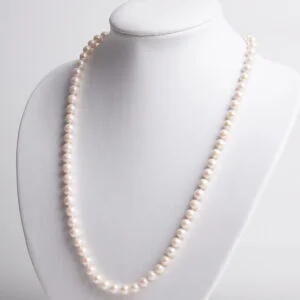 Pärlhalsband, vit, 63cm. Äkta marin-kultiverade pärlor 8-9mm. Stilfullt. - Bild 3