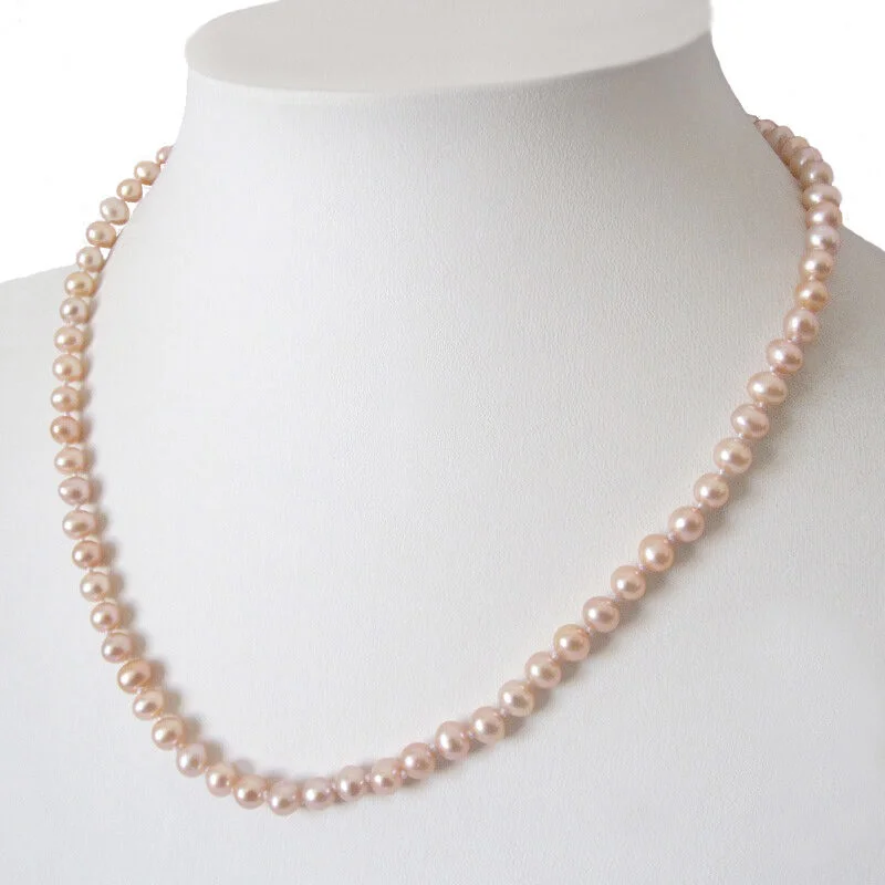 Pärlhalsband, 43cm. Naturligt persikefärgade pärlor 6-7 mm