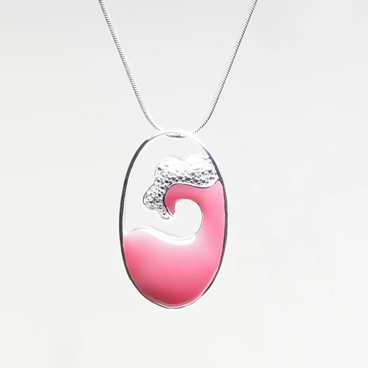 Silverhalskedja. Hängsmycke och örhängen i rosa emalj och silver. - Bild 2